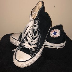 Black converse